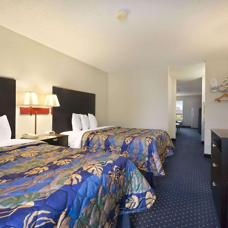 Days Inn By Wyndham Alma Szoba fotó