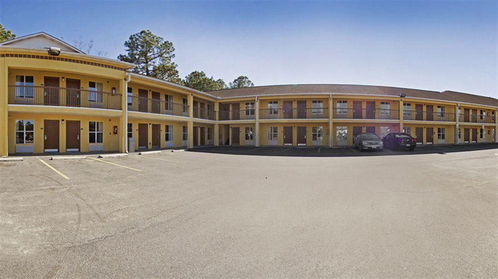 Days Inn By Wyndham Alma Kültér fotó