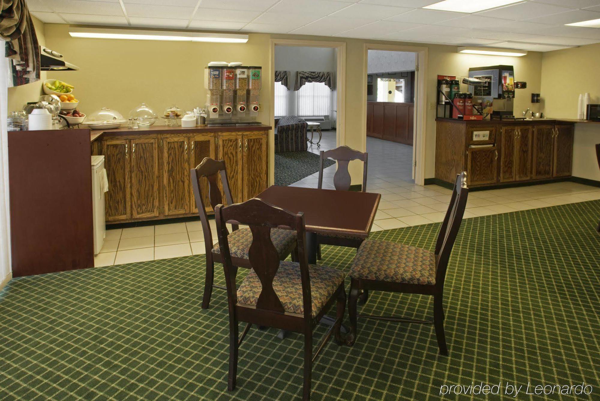 Days Inn By Wyndham Alma Étterem fotó